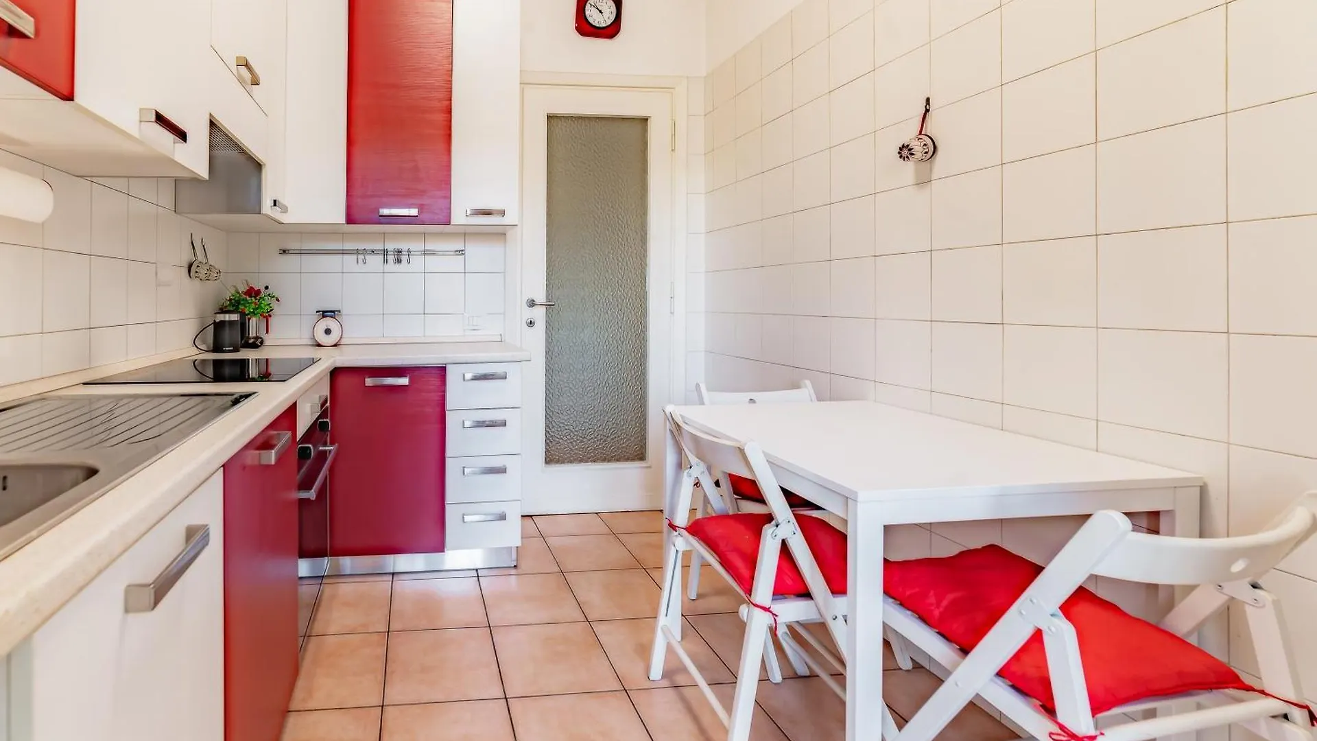 Marta Suite - Metro Malatesta Rm Рим
